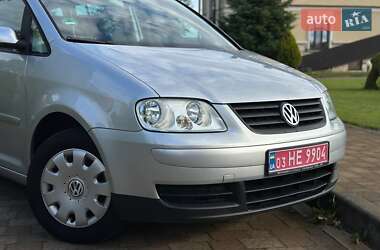 Минивэн Volkswagen Touran 2006 в 