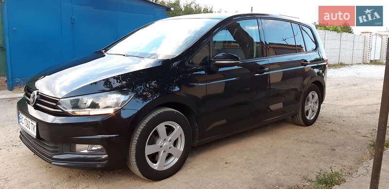 Volkswagen Touran 2016