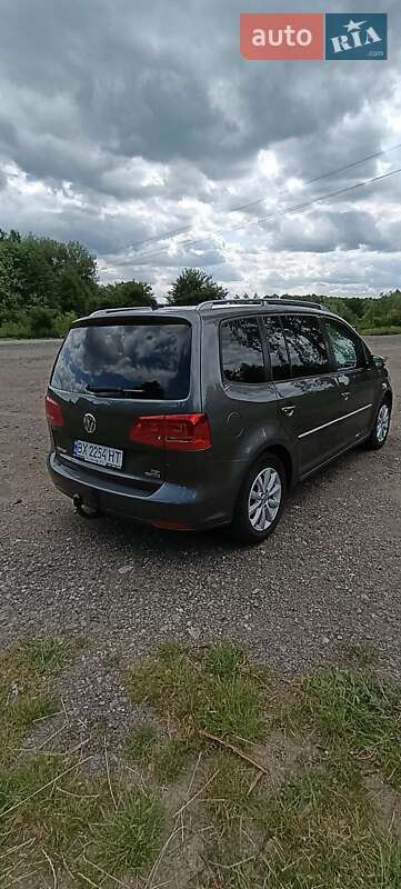 Мінівен Volkswagen Touran 2010 в Красилові