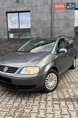 Минивэн Volkswagen Touran 2006 в Костополе