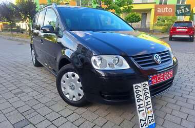 Минивэн Volkswagen Touran 2006 в Ивано-Франковске