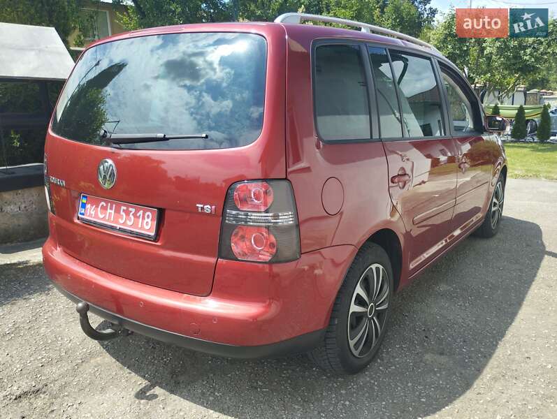 Мінівен Volkswagen Touran 2006 в Івано-Франківську