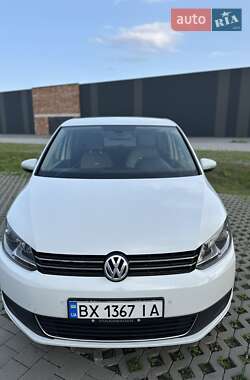 Минивэн Volkswagen Touran 2014 в Хмельницком