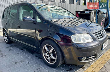 Мінівен Volkswagen Touran 2005 в Києві