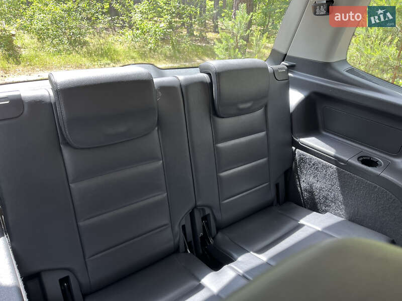 Мінівен Volkswagen Touran 2014 в Березному