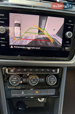 Микровэн Volkswagen Touran 2018 в 