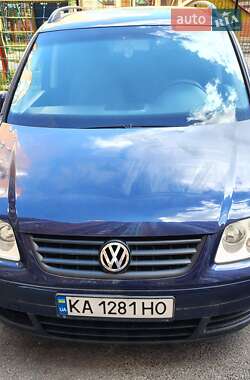Минивэн Volkswagen Touran 2003 в Киеве