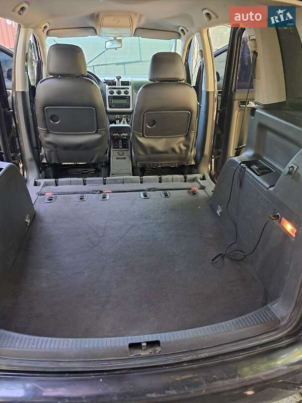Мінівен Volkswagen Touran 2004 в Полтаві