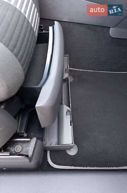 Минивэн Volkswagen Touran 2008 в 