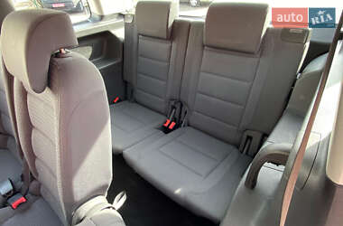Мінівен Volkswagen Touran 2006 в 
