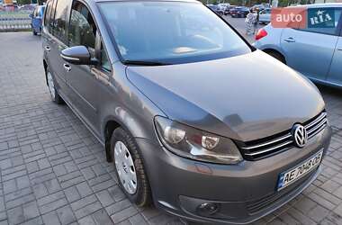 Мінівен Volkswagen Touran 2010 в Дніпрі