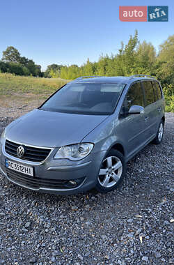 Мінівен Volkswagen Touran 2008 в Вінниці