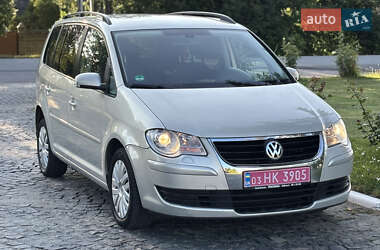 Мінівен Volkswagen Touran 2010 в Старокостянтинові