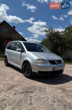 Минивэн Volkswagen Touran 2003 в 