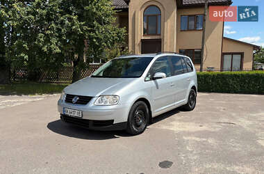 Минивэн Volkswagen Touran 2003 в 