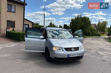 Минивэн Volkswagen Touran 2003 в 