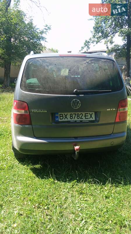 Мінівен Volkswagen Touran 2004 в Хмельницькому