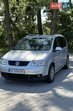 Мінівен Volkswagen Touran 2004 в Чернівцях