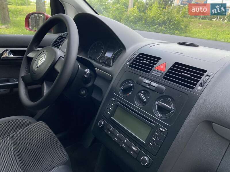 Мінівен Volkswagen Touran 2003 в Вознесенську