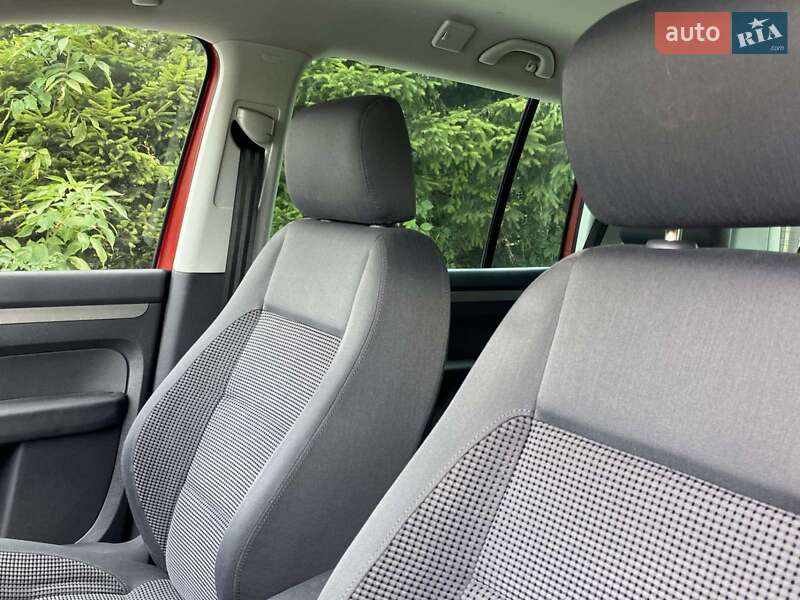 Мінівен Volkswagen Touran 2003 в Вознесенську