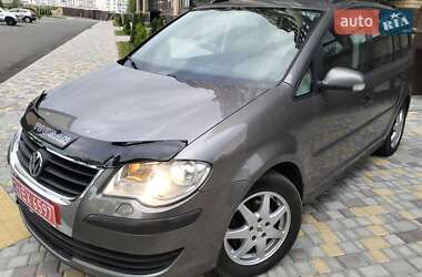 Минивэн Volkswagen Touran 2007 в Чернигове