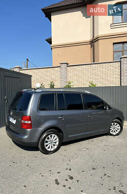 Мінівен Volkswagen Touran 2004 в 