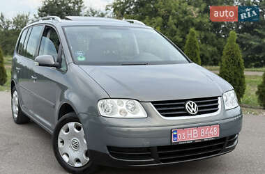 Минивэн Volkswagen Touran 2005 в Березане
