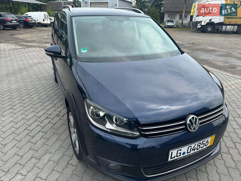 Volkswagen Touran 2011
