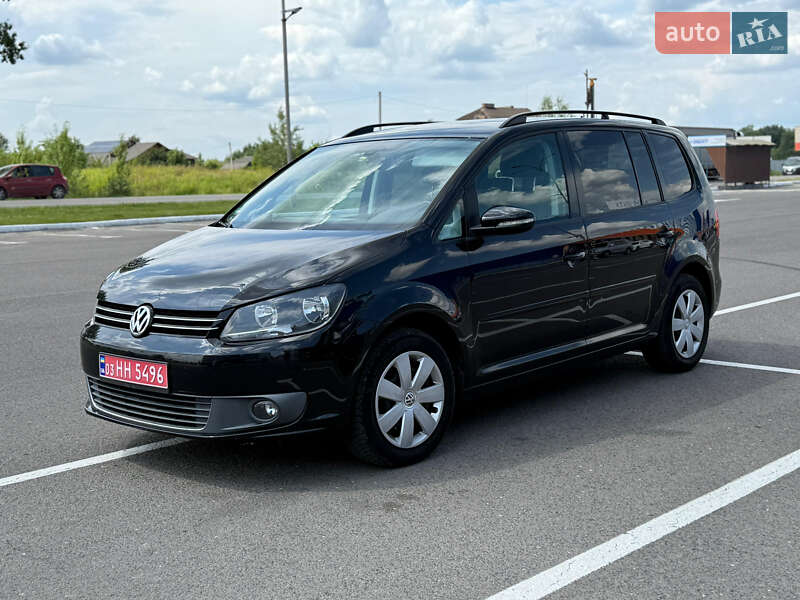 Volkswagen Touran 2011