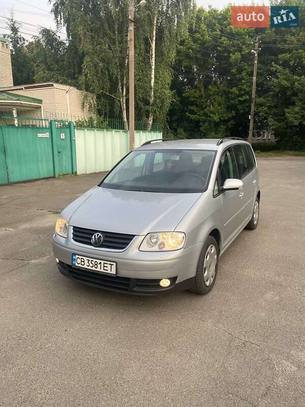 Volkswagen Touran 2005