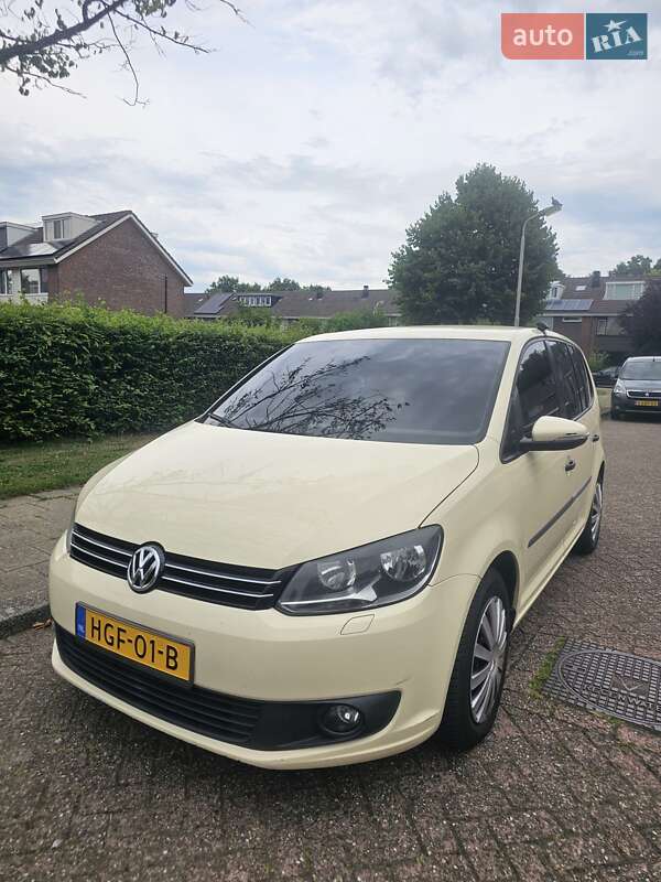 Volkswagen Touran 2014