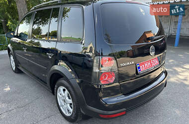Минивэн Volkswagen Touran 2009 в 
