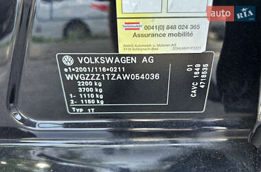 Минивэн Volkswagen Touran 2009 в 