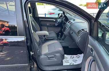 Минивэн Volkswagen Touran 2009 в 
