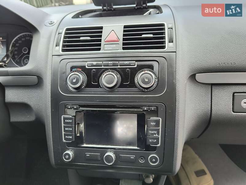 Минивэн Volkswagen Touran 2013 в Ивано-Франковске