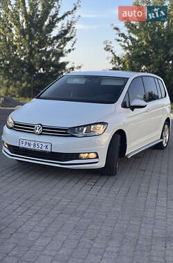 Микровэн Volkswagen Touran 2017 в Радивилове