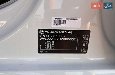 Микровэн Volkswagen Touran 2017 в 