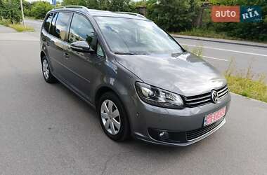 Мінівен Volkswagen Touran 2011 в Києві