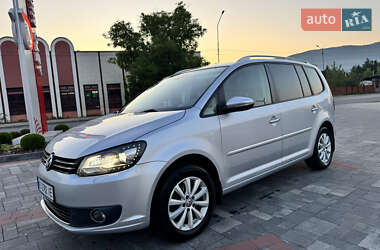 Минивэн Volkswagen Touran 2014 в Хусте
