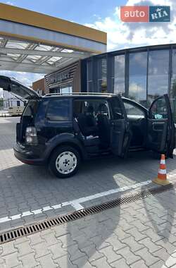 Мінівен Volkswagen Touran 2008 в 