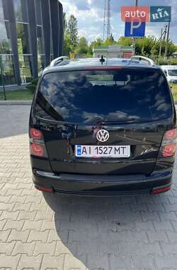 Мінівен Volkswagen Touran 2008 в 