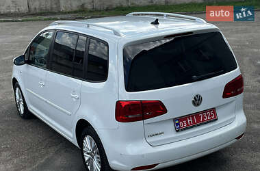 Мінівен Volkswagen Touran 2014 в 
