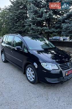 Минивэн Volkswagen Touran 2009 в Вознесенске