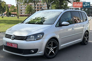 Мінівен Volkswagen Touran 2010 в Мукачевому