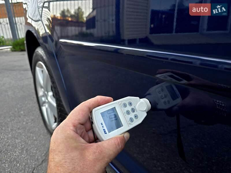 Мінівен Volkswagen Touran 2009 в Полтаві