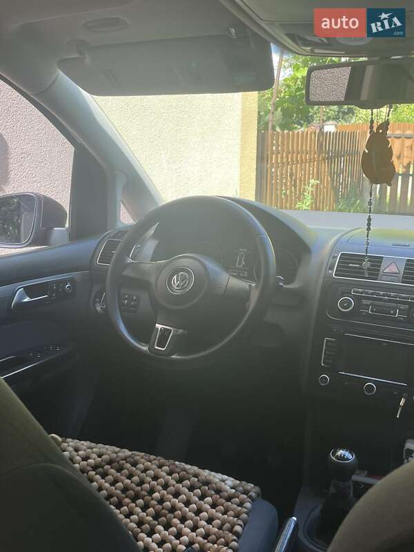 Мінівен Volkswagen Touran 2011 в Рава-Руській