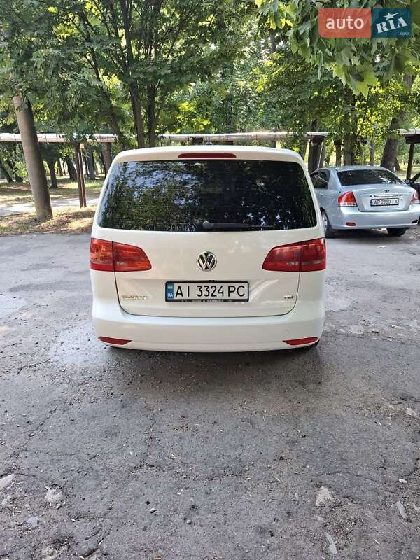 Volkswagen Touran 2012