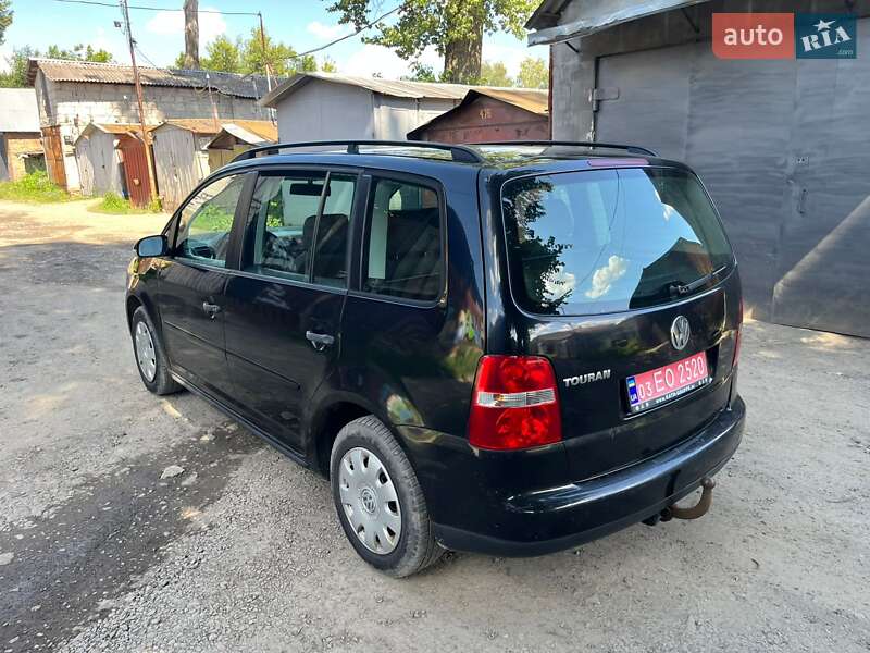 Volkswagen Touran 2005