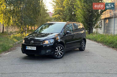 Минивэн Volkswagen Touran 2012 в Киеве