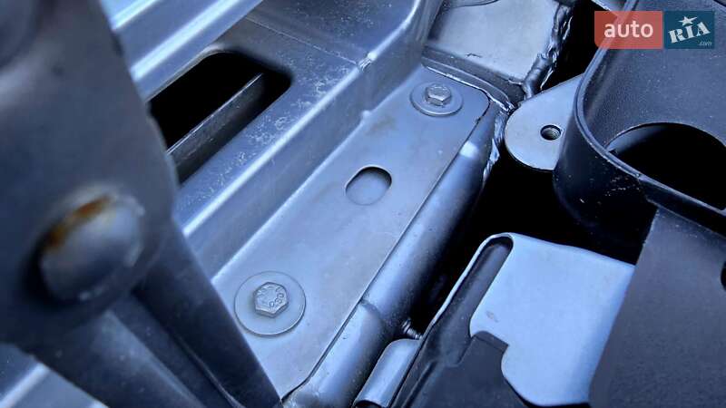 Минивэн Volkswagen Touran 2006 в Полтаве